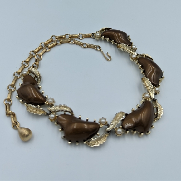 Coro Necklace Vintage Gold Tone Brown Cabochons Faux Pearl Hook Clasp Signed - Picture 6 of 10